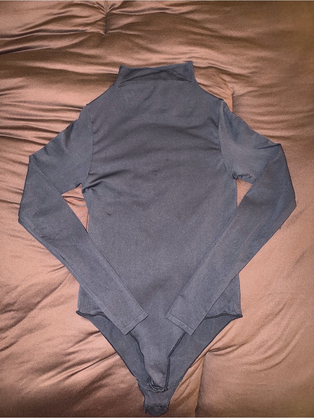 ESSENTIAL MOCK NECK LONG SLEEVE BODYSUIT | ONYX / S/M
